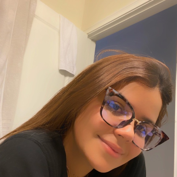 Meet your Posher, Irvanys - Picture 1 of 1